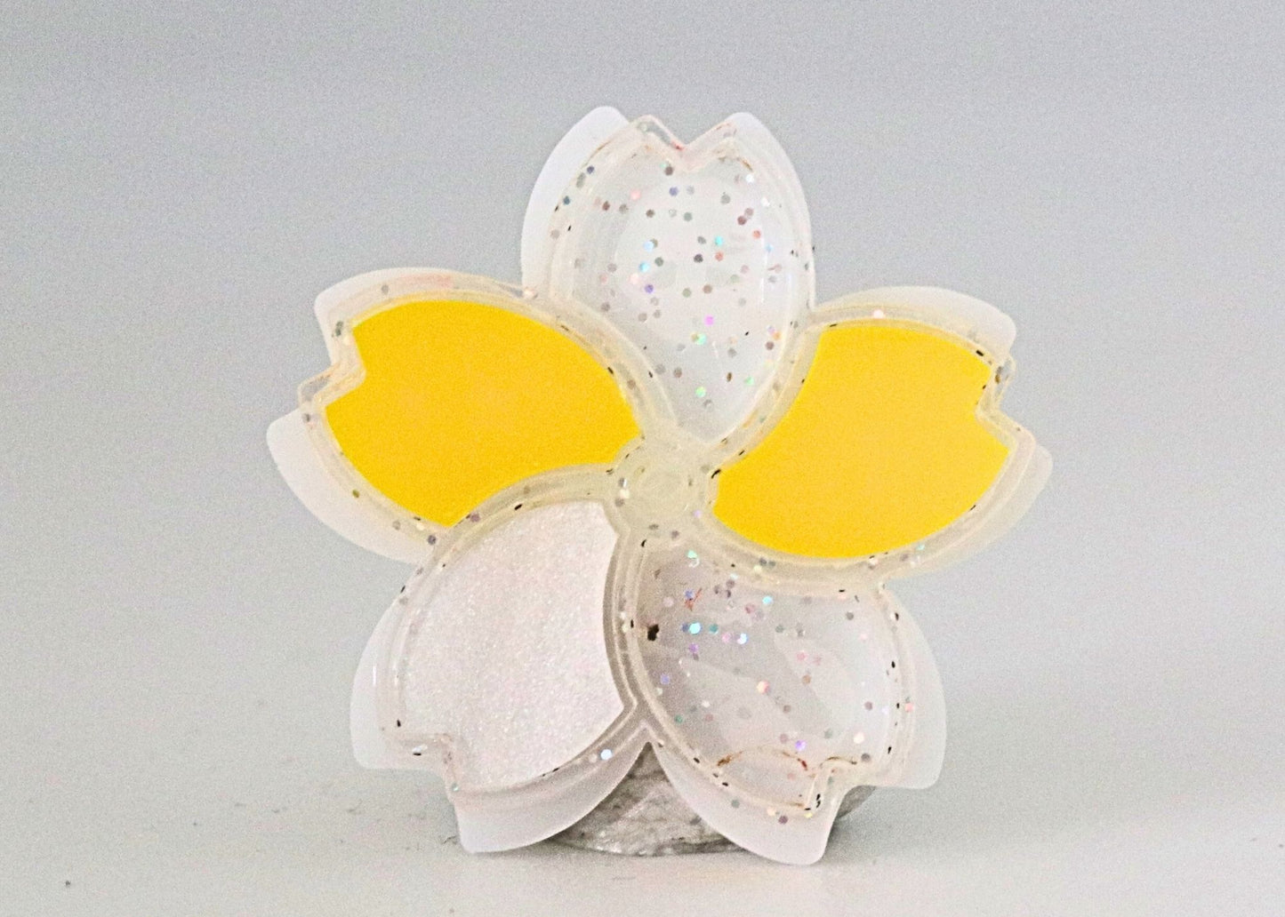Demigender Pin (Magnetic)