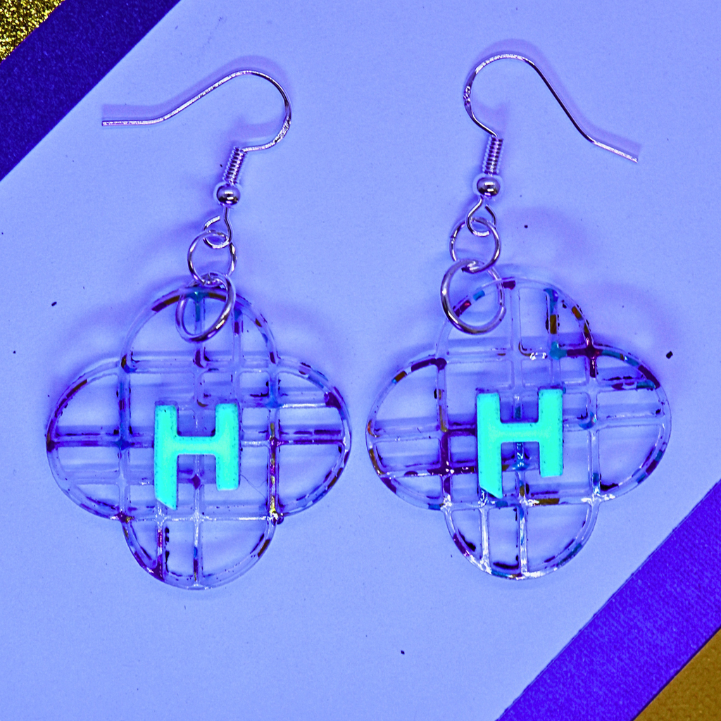 KPop Demon Hunters Rumi Earrings (Glow in the Dark)