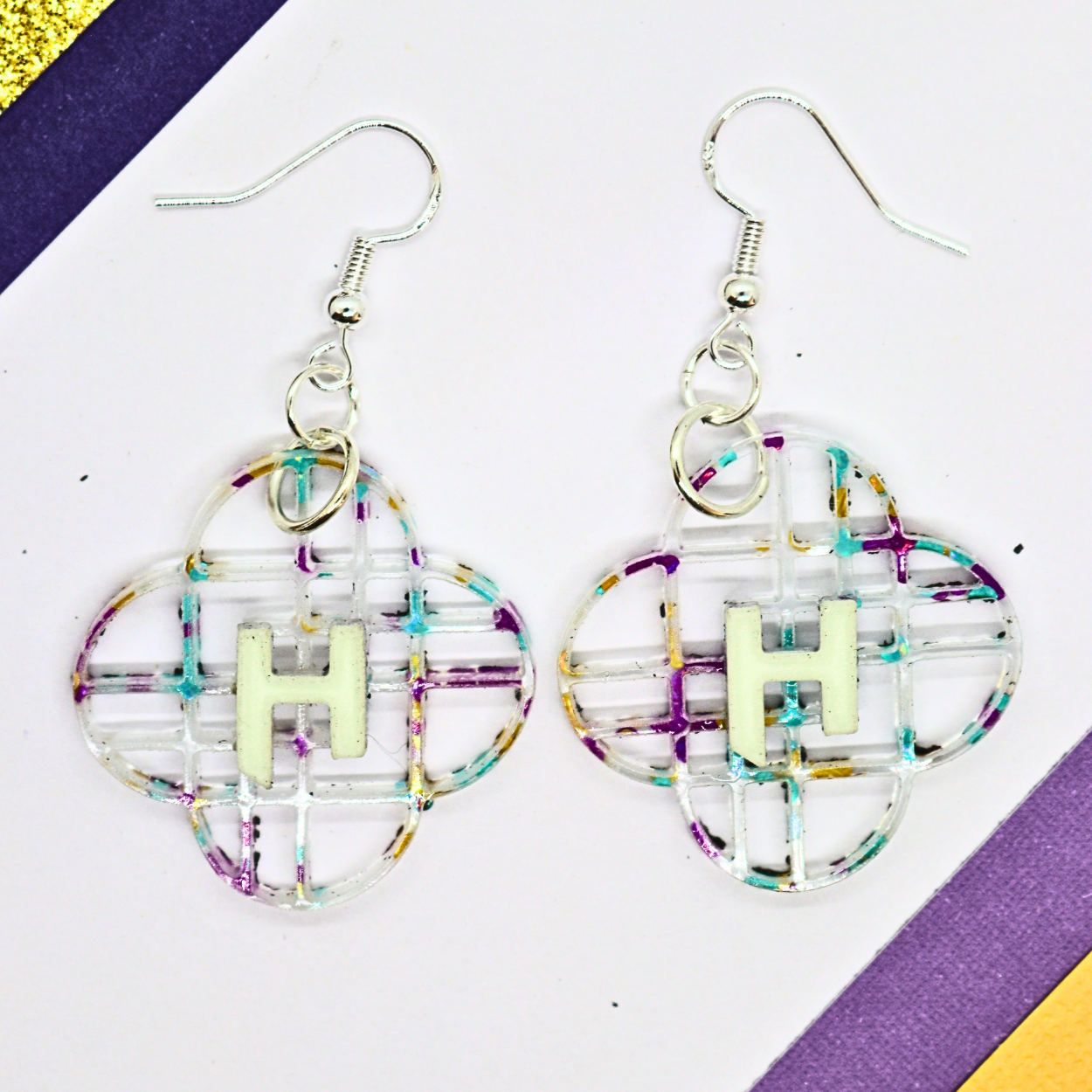 KPop Demon Hunters Rumi Earrings (Glow in the Dark)