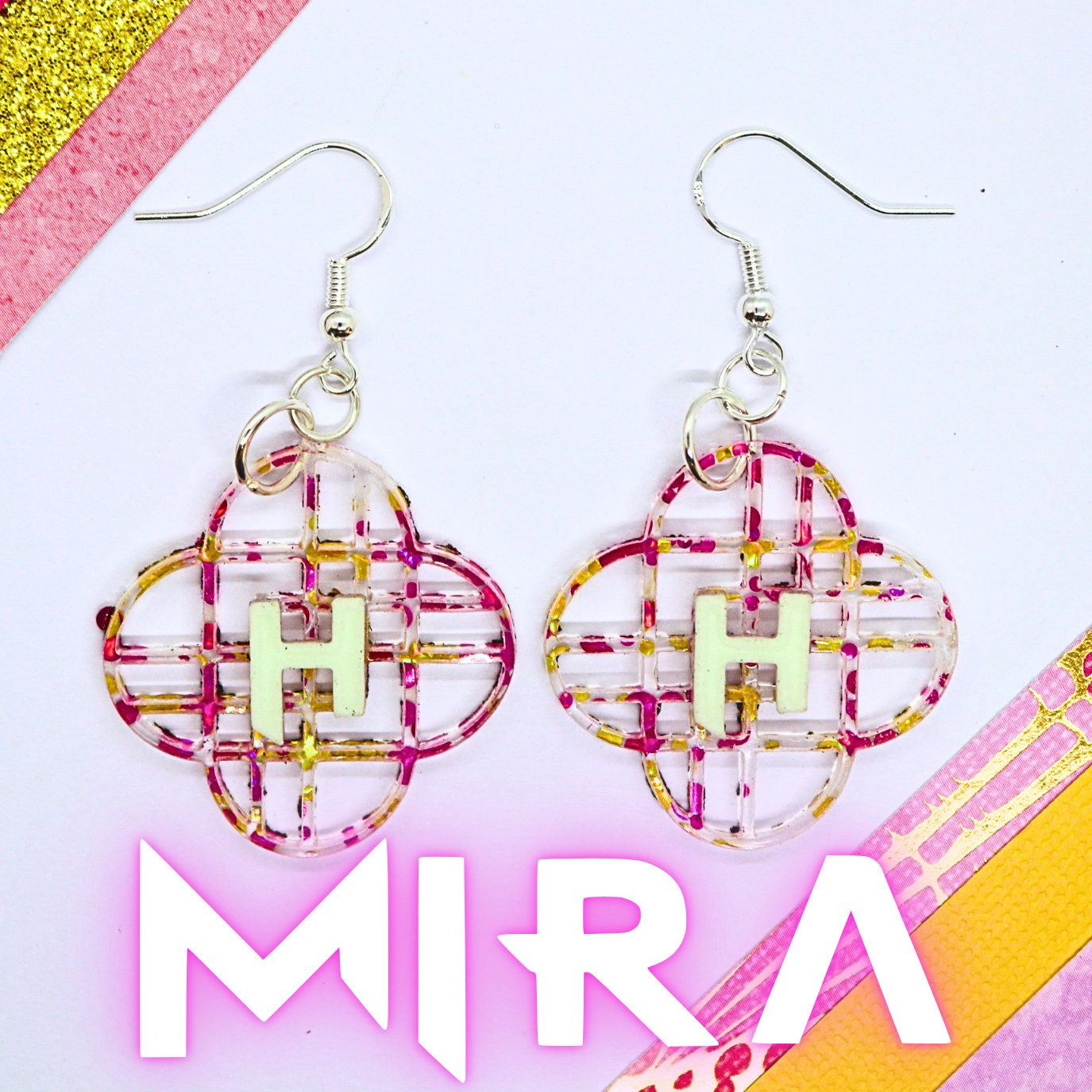 KPop Demon Hunters Mira Earrings (Glow in the Dark)