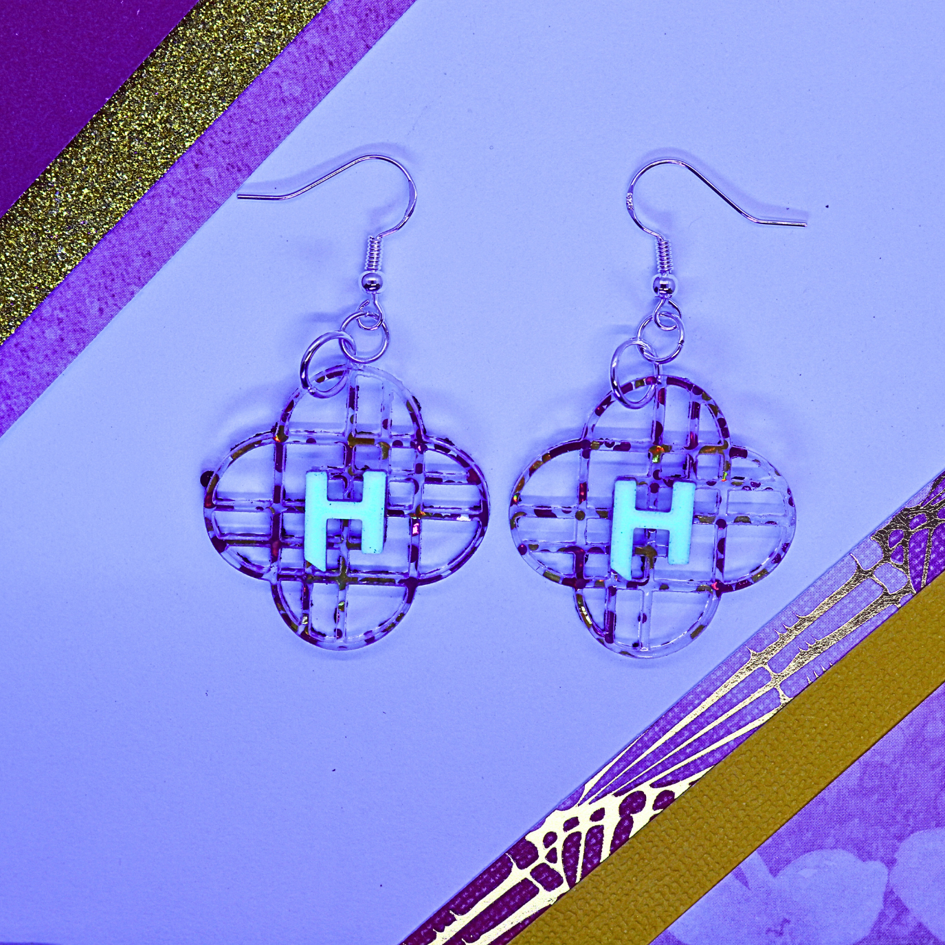 KPop Demon Hunters Mira Earrings (Glow in the Dark)